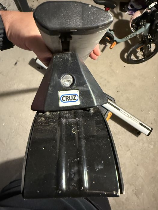 Bare Auto Transversale Cruz Airo X Toyota Corolla