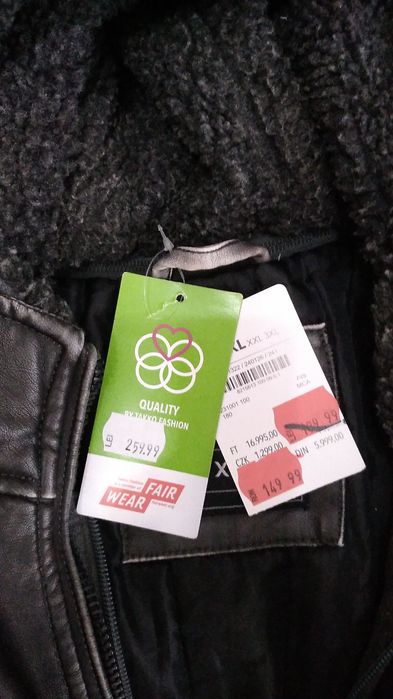 Articol nou,cu etichetă!Geacă bărbați, Xl,75 lei