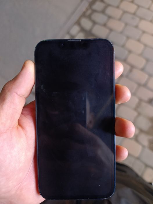 Айфон 13 128  арты сынған қалған жерінің бәрі істеп тұр