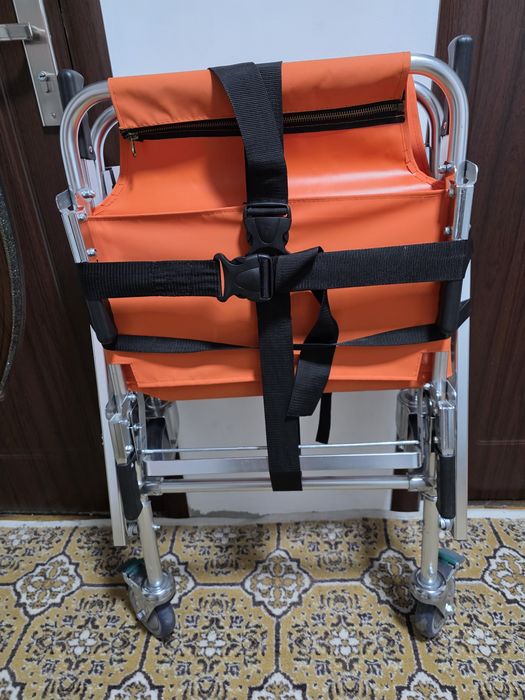 Scaun cu roti de transfer pliabil