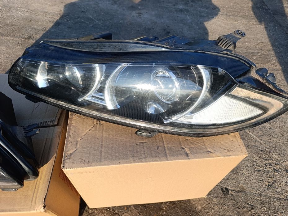 Фарове Ягуар / Jaguar XF 2013г