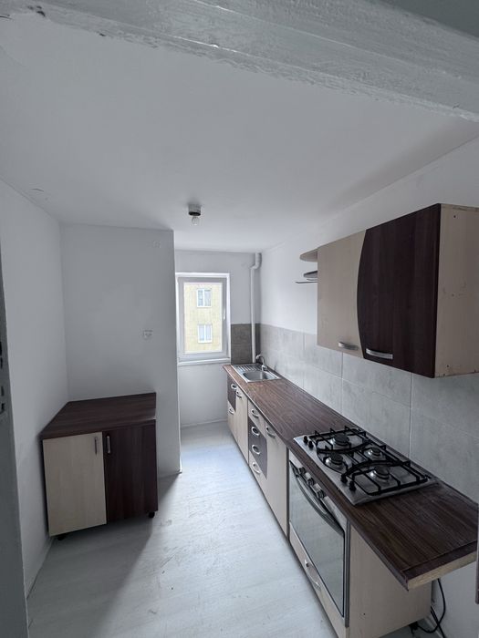 Particular, Ap 2 camere , renovat recent , centrala termica