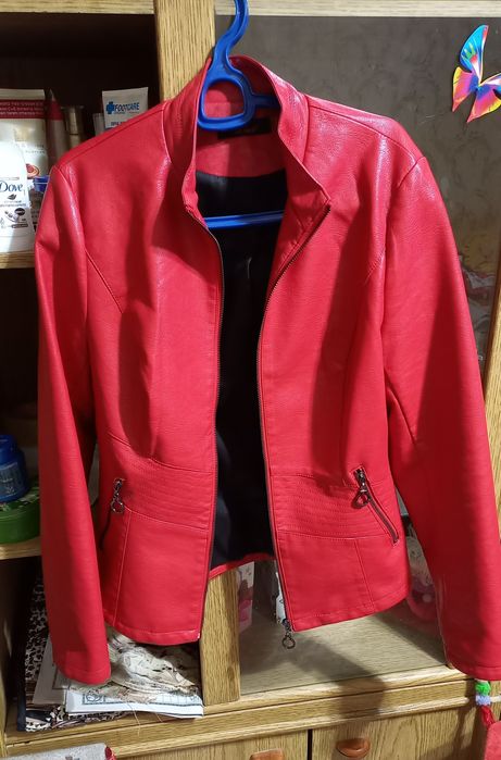 Куртка новая пресованная кожа