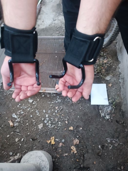 Gantel va turnik tortilish uchun bondaj