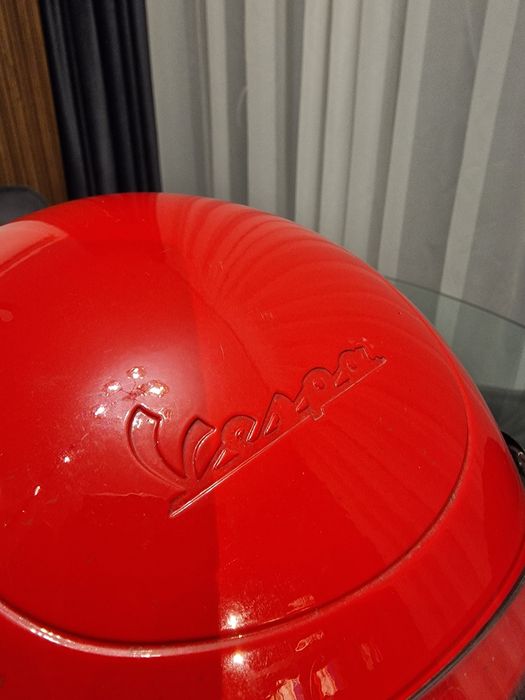 Casca originala Vespa VJ Marime M  cu viziera, Red Rosie