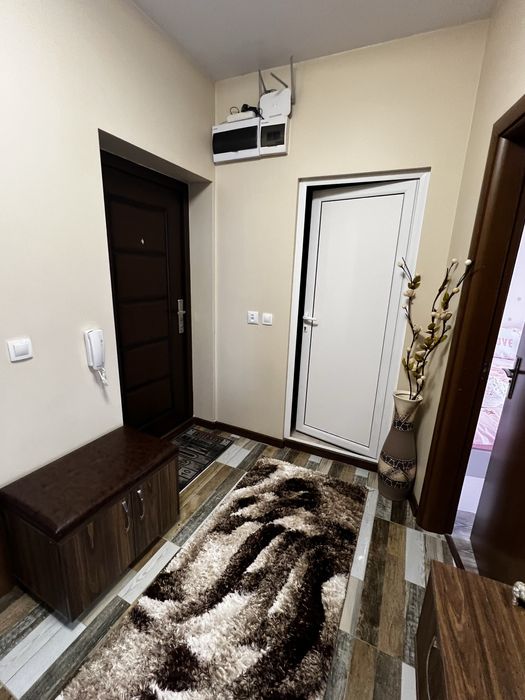 Продава се Тристаен апартамент в Добрич, Център - 110 кв.м за 1020 €/кв.м - Снимка #3