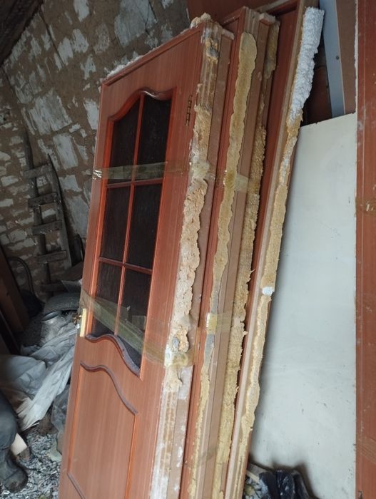 Продам двери межкомнатные