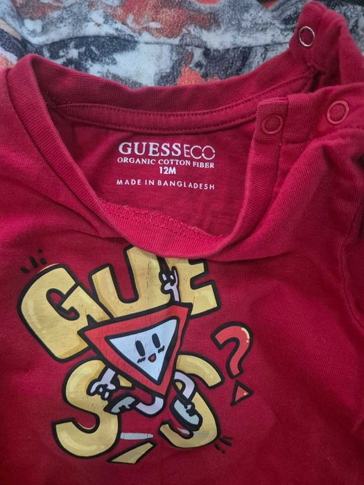 Тениска с дълъг ръкав в червено за бебе момче Guess 12м