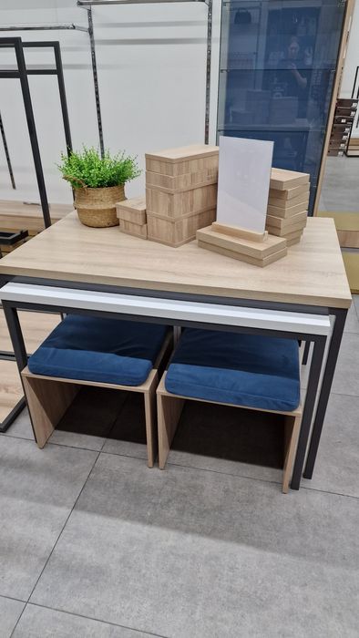 Торгово выставочное  оборудование.