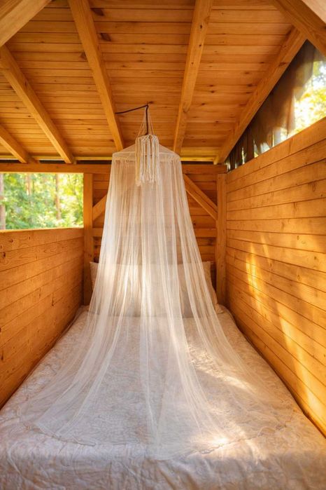 Стационарна Каравана с Веранда на къмпинг "Якото Място"