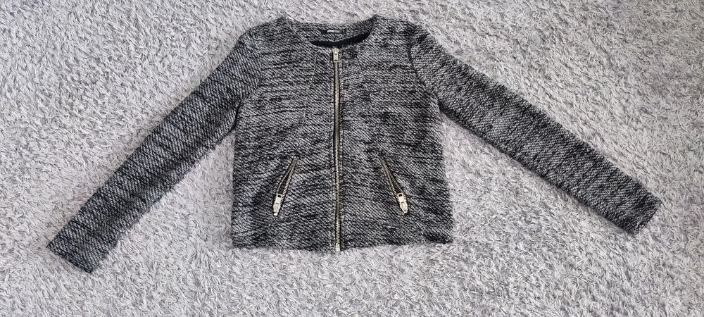 Дамски сака горнища жилетки палта