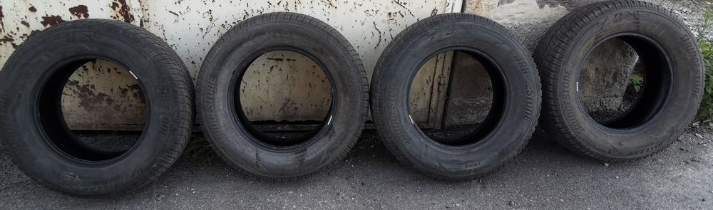 Зимни гуми 265/65/17 Bridgestone Blizak lm 005 dot 3320