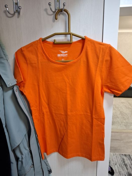 Женская одежда размер 54