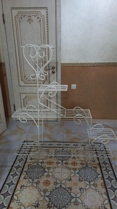 Подставка для цветов