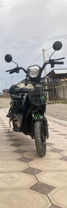 Скутер электроный Leopard