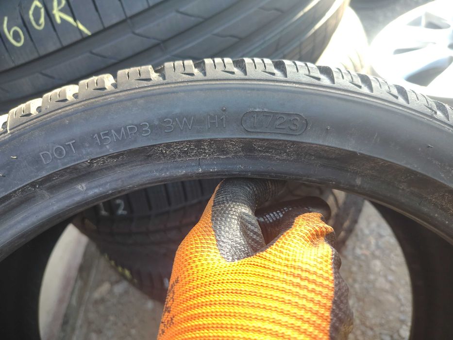 4бр.зимни гуми HANKOOK 225 35 19 DOT23 цена за брой