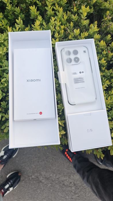 Xiaomi 17, 12/512, nou