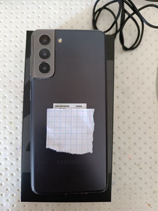 Продам на запчасти Samsung S21 5G