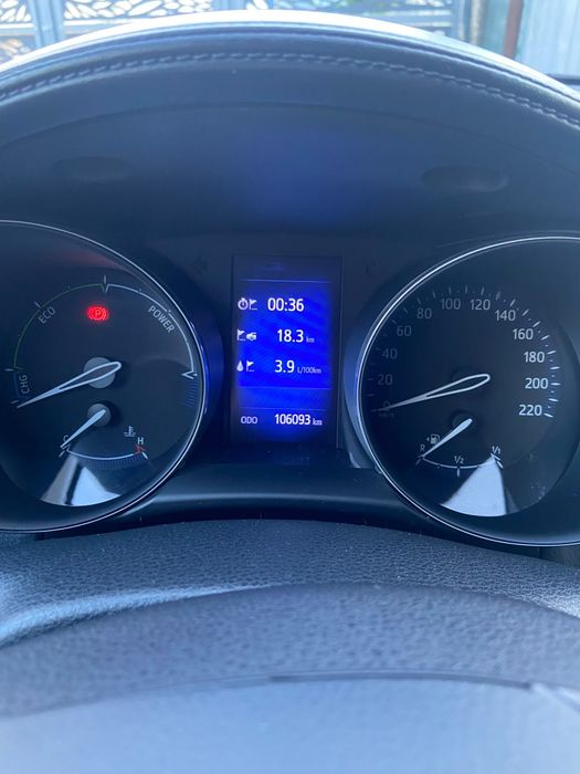 Toyota C-HR Hybrid 2019, motor 1.8, 122CP.