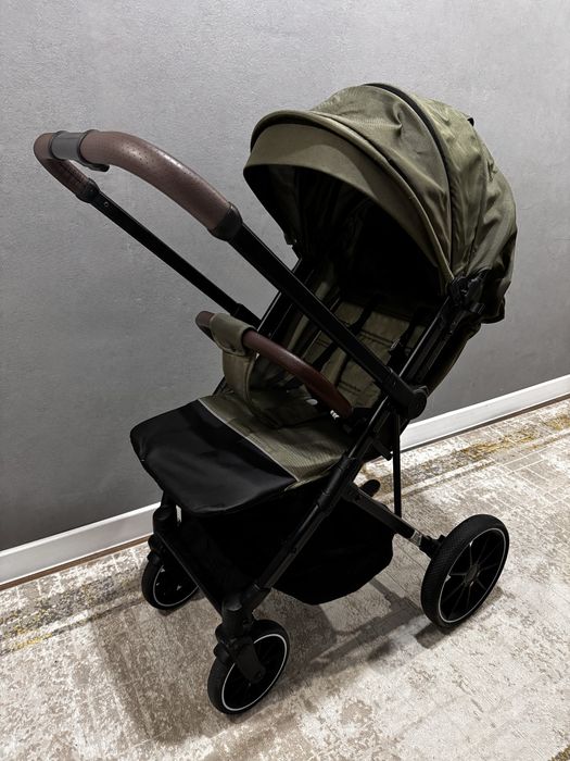 Коляска прогулочная Tomix(перекидная ручка)