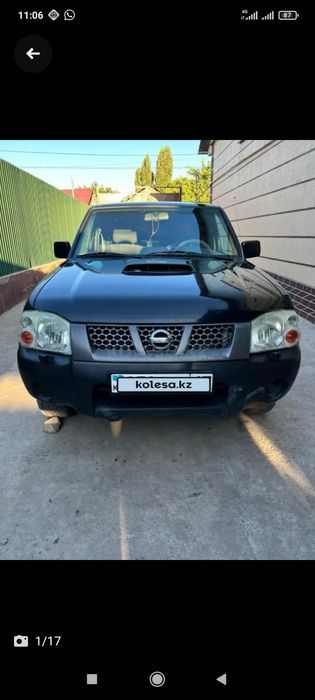 Ниссан NP300  пикап