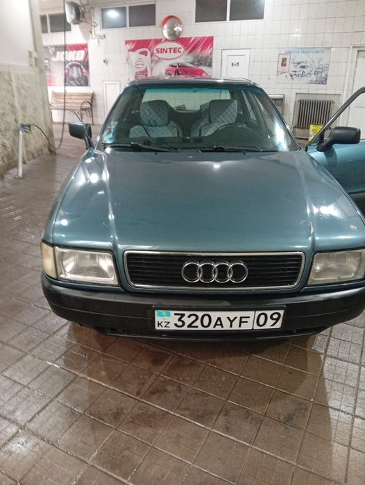 Продам ауди 80 на полном ходу