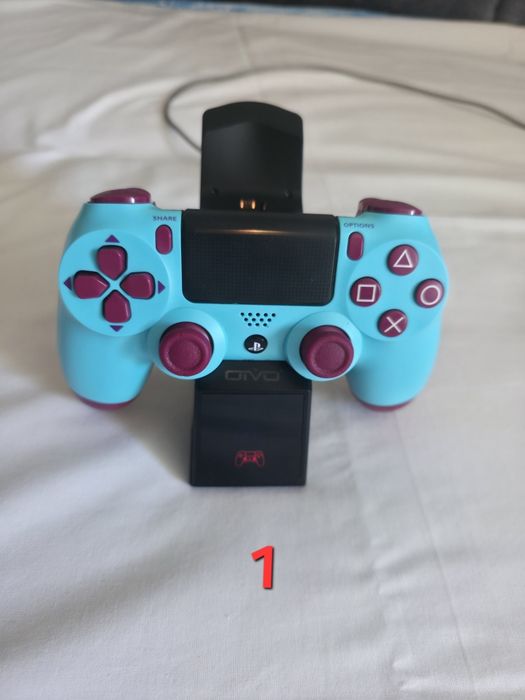 Stand/Dock incarcare controller dual ps4