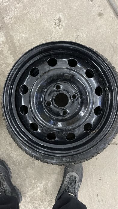 Продам штампы веста R15