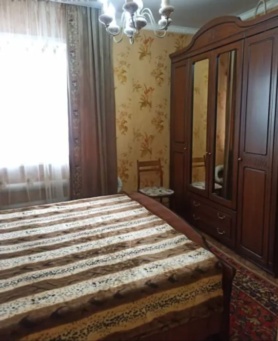 Продам дом в полтора уровня.