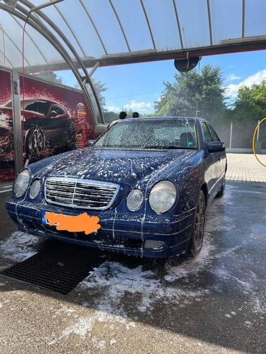 Vand , dezmembrez sau schimb Mercedes w210 e200 kompreesor