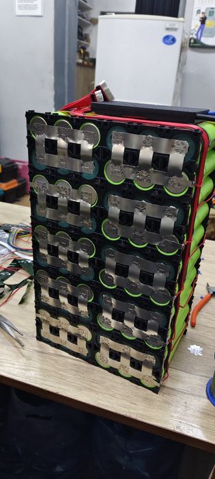 Сборка аккумуляторов