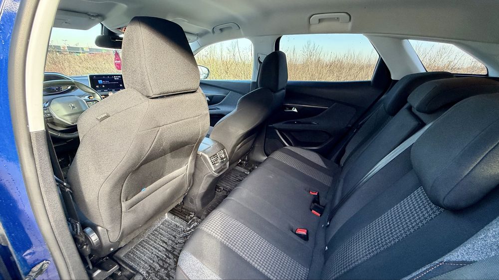 Peugeot 3008 Model 2021 Automat Diesel 1.5/130Cp