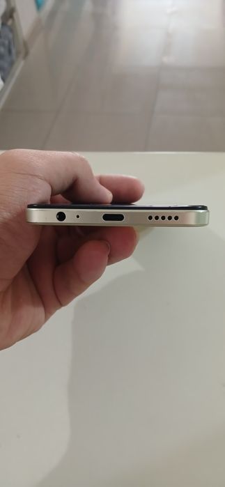 Vivo y16 32 gb sotiladi