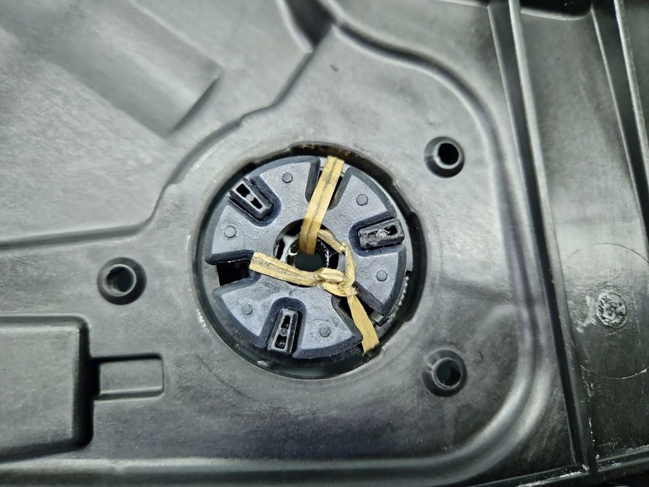 Macara electrica geam stanga spate TESLA Model 3 [Fabr 2020-2025] 1096