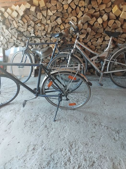 Vând.     biciclete