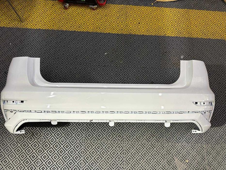 Geely Emgrand задний бампер