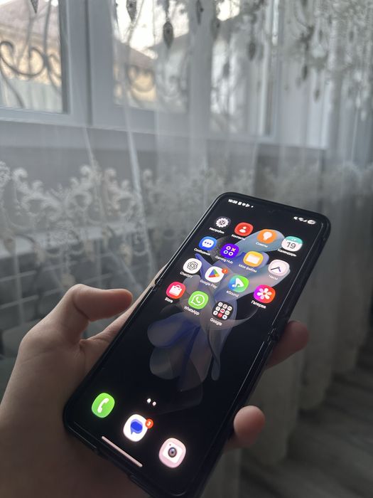 Samsung Z flip4 8/128