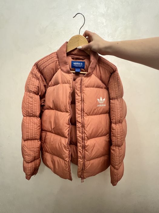 geaca puffer femei adidas