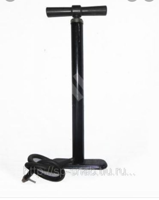 Насос автомобильный ручной.Nasos avtomobilniy ruchnoy