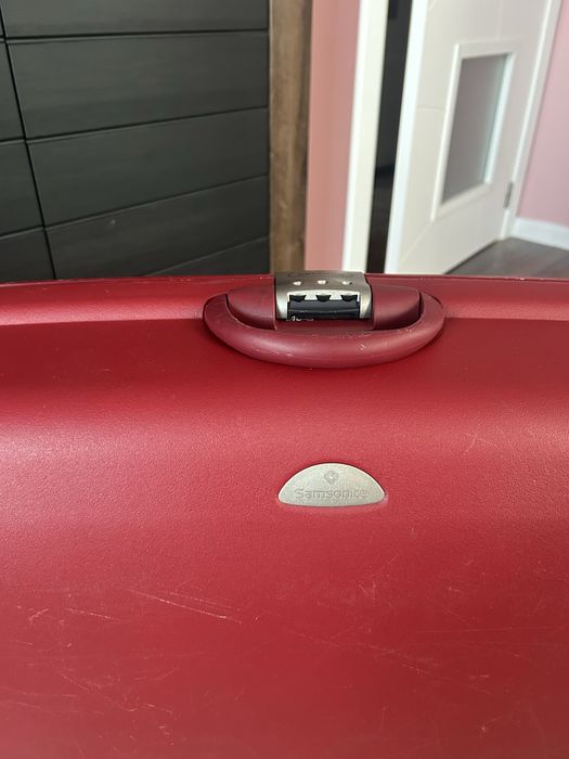 Твърд куфар Samsonite