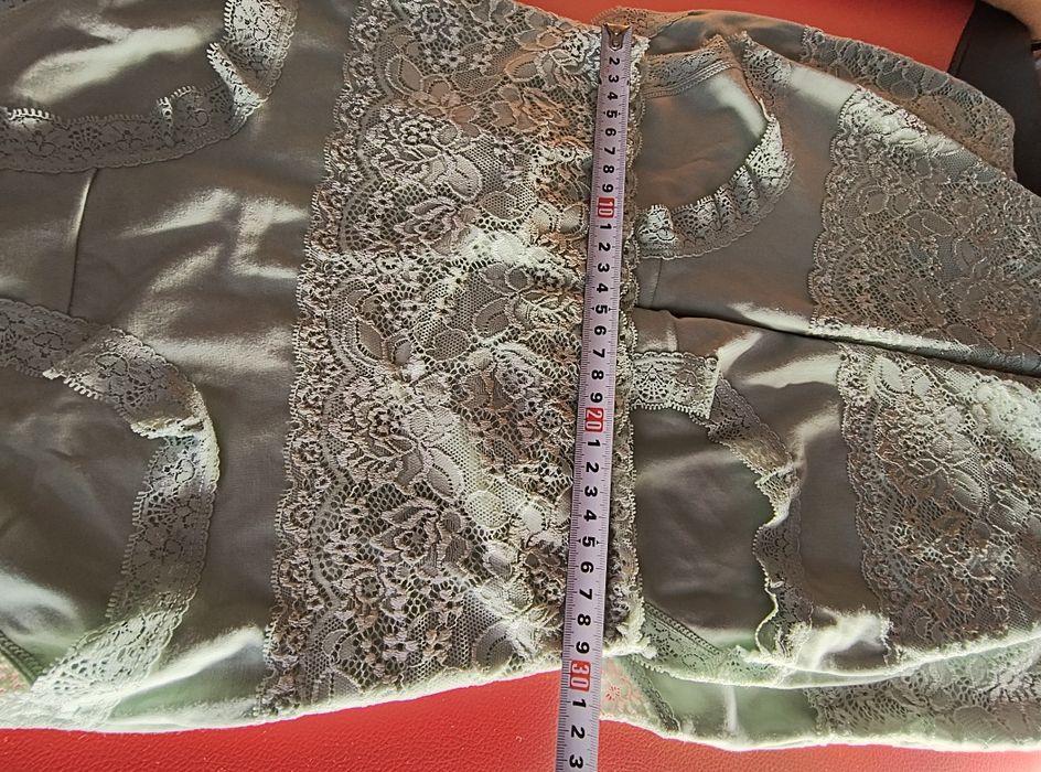 Дамски бикини с дантела