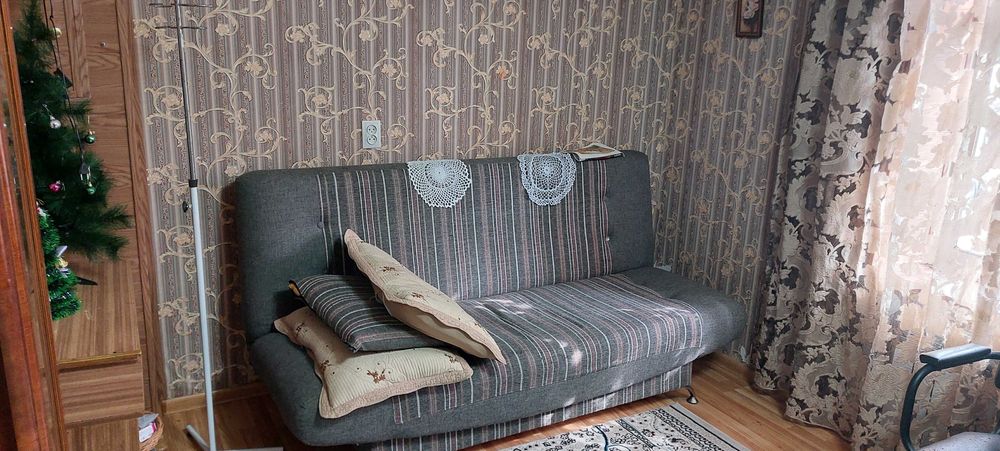 Квартира 2 комнатная в г.Ангрен