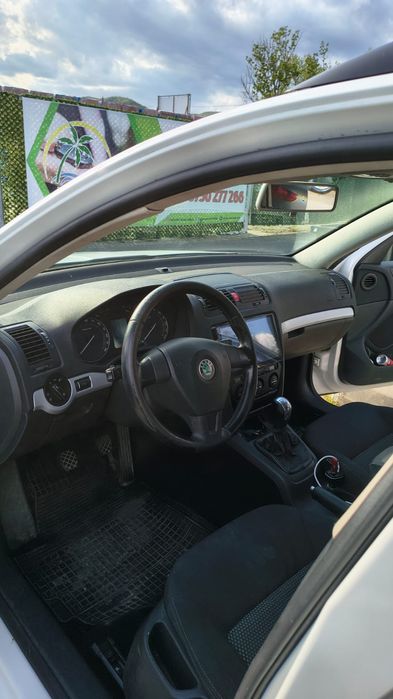 SKODA Octavia 2009 — imagine 2