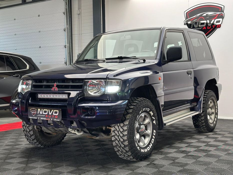 Mitsubishi Pajero Mitsubishi Pajero 2.5 GLX • 1999 • Super Select 4WD • FĂRĂ RUGINĂ
