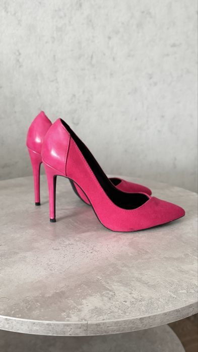 Женские туфли размер 37,5