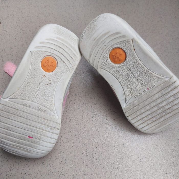 Papuci biomecanic marimea 20