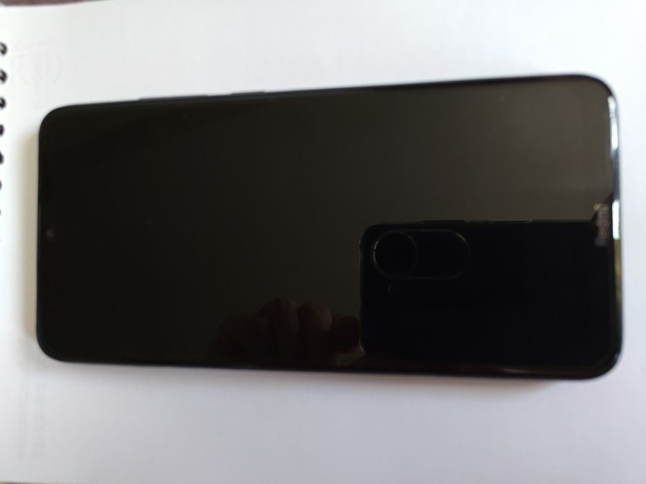 Продаётся смартфон Redmi 8