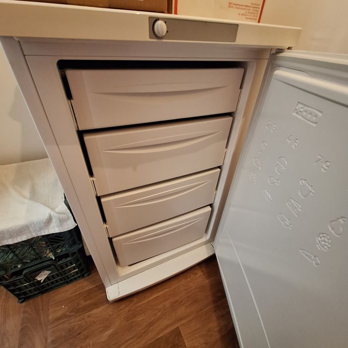 Морозильник indesit