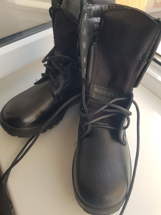 Берцы военные кожанные