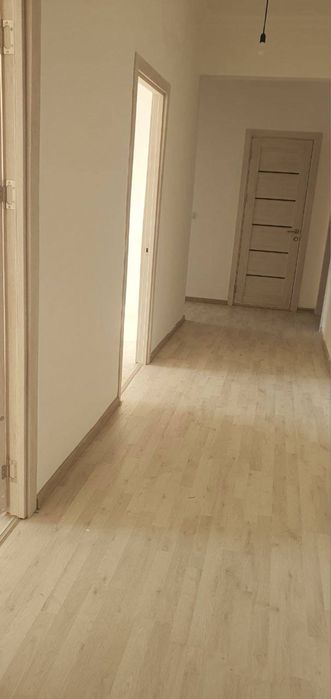 Yangi Darxonda Sergelida 3xonali uy arendaga